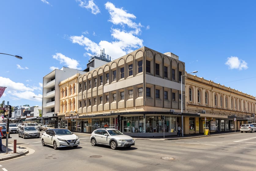 Click to view all images Level 1/97A York Street Launceston TAS 7250 - Image 2