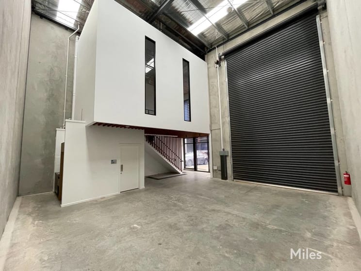 51/7 Dalton Road Thomastown VIC 3074 - Image 2