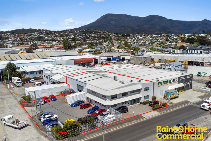 Click to view all images 11A Lampton Avenue Derwent Park TAS 7009 - Image 1
