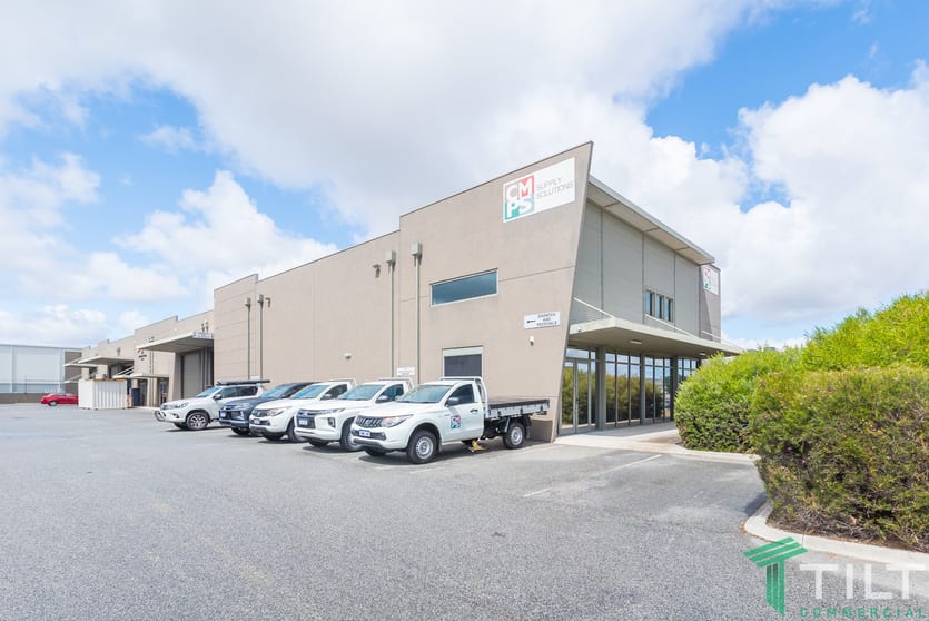 Click to view all images 2/114 Mulgul Road Malaga WA 6090 - Image 1