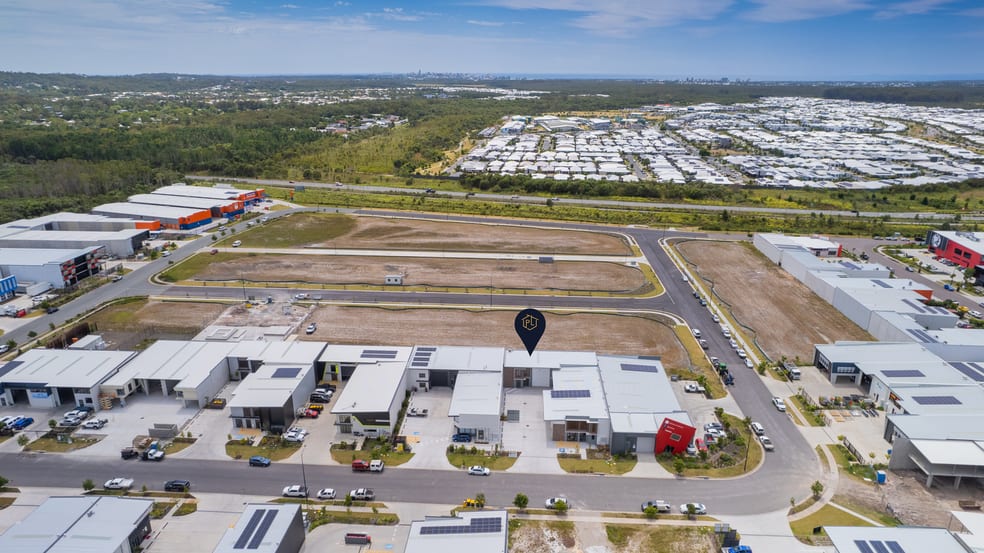Click to view all images 5/11 Strong Street Baringa QLD 4551 - Image 2
