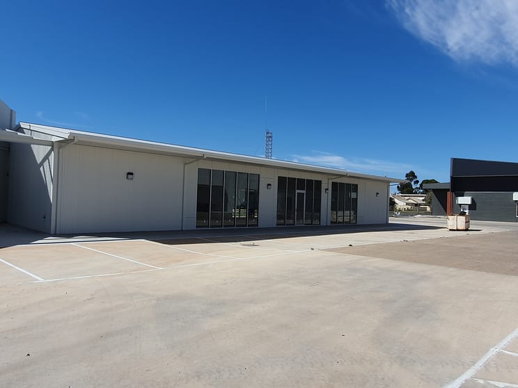 Click to view all images Crn Fifteenth St & Koorlong Ave Street Irymple VIC 3498 - Image 3