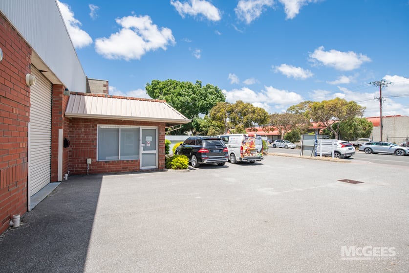 Click to view all images 2/23 Bennet Avenue Melrose Park SA 5039 - Image 3