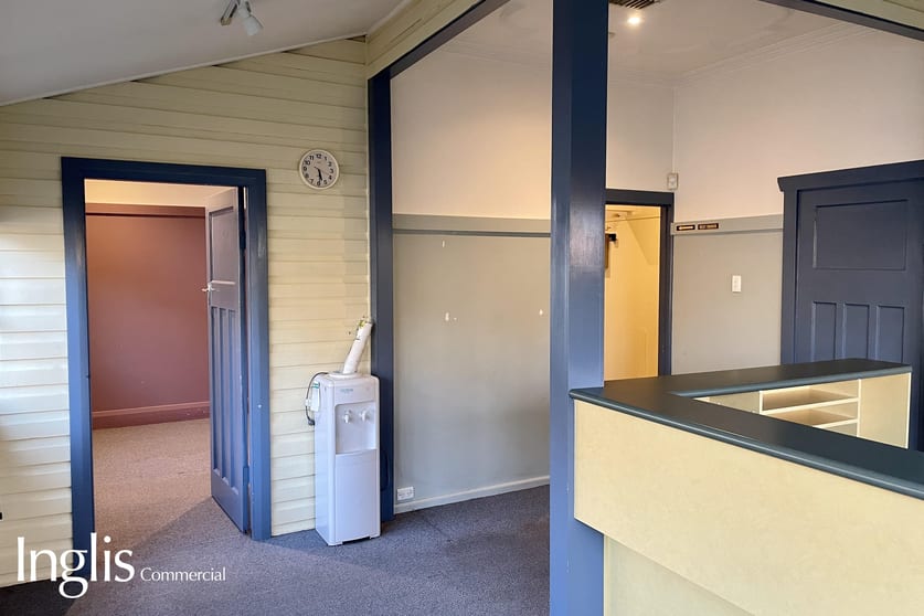 Click to view all images 1/15 Hill Street Camden NSW 2570 - Image 2