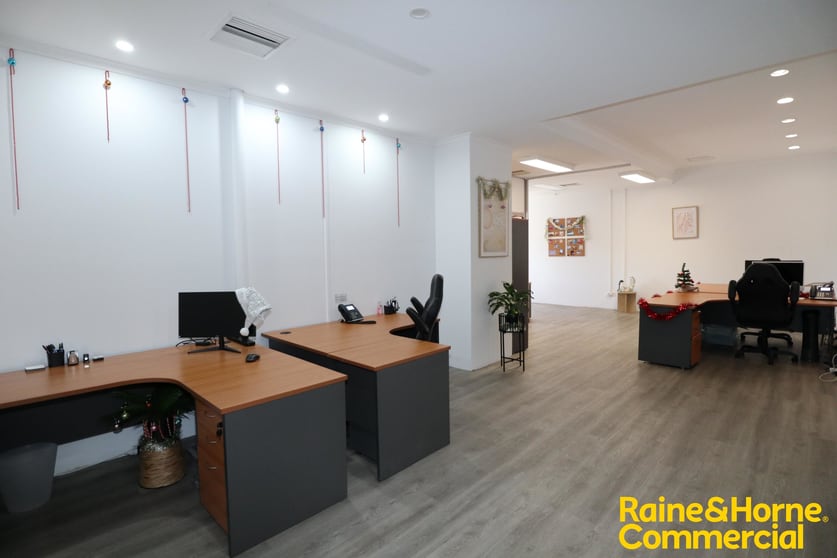 Click to view all images Suite 16/46-52 Baylis Street Wagga Wagga NSW 2650 - Image 1