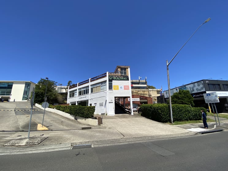 Click to view all images 2/275 Harbord Road Brookvale NSW 2100 - Image 1