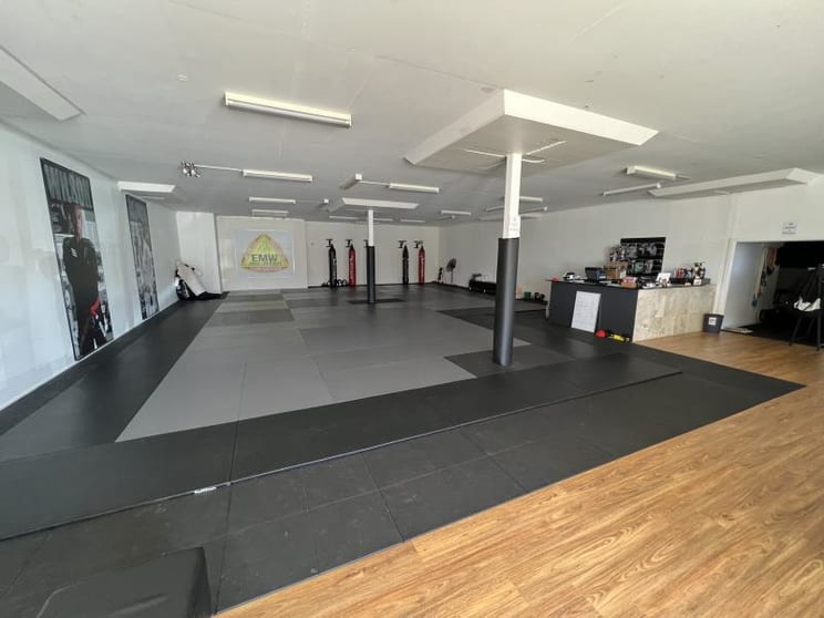 Click to view all images Unit 5/92-96 Wollongong Street Fyshwick ACT 2609 - Image 1