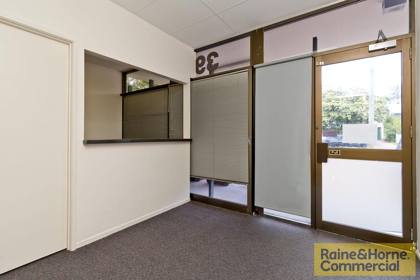 Click to view all images 4/39 Elgin Street Alderley QLD 4051 - Image 2