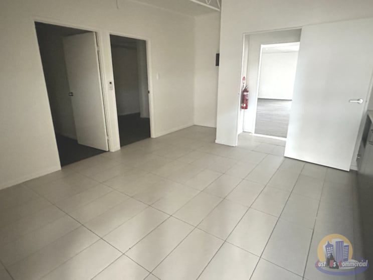 Click to view all images 12 Tantitha Bundaberg Central QLD 4670 - Image 1
