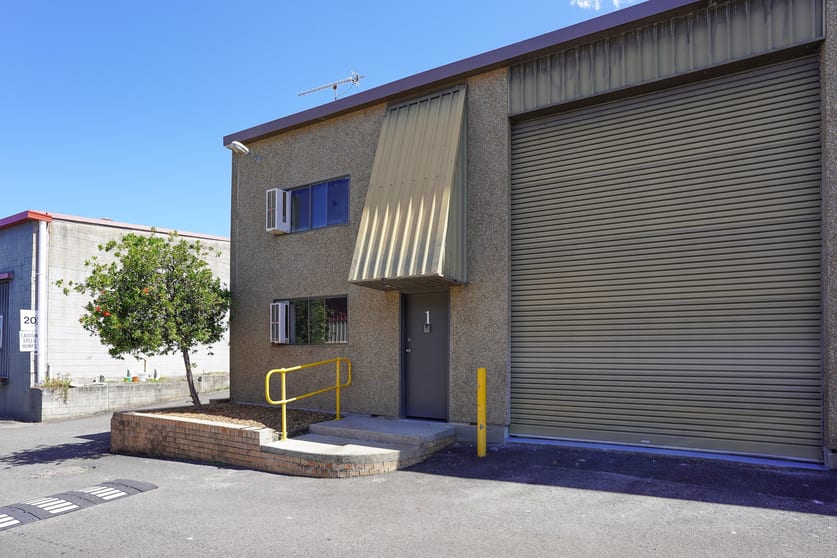 Click to view all images 1/104 Old Pittwater Road Brookvale NSW 2100 - Image 2