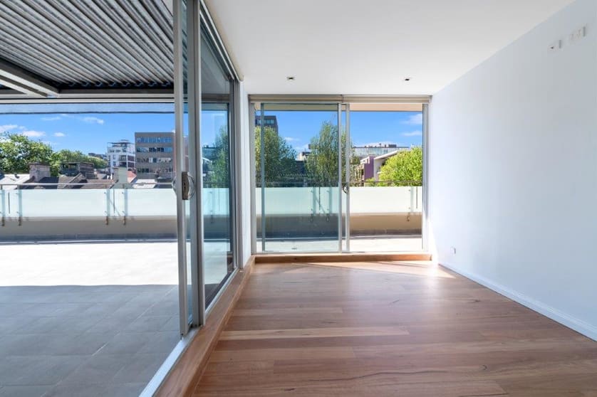 Click to view all images 10/224 Commonwealth Street Surry Hills NSW 2010 - Image 2