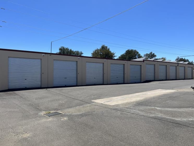 Click to view all images 62 & 74 Mountbatten Drive Dubbo NSW 2830 - Image 2