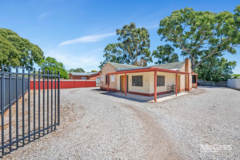 Click to view all images 72 John Rice Avenue Elizabeth Vale SA 5112 - Image 2