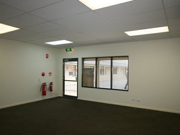 Click to view all images 5/3 Forster Street Kadina SA 5554 - Image 3