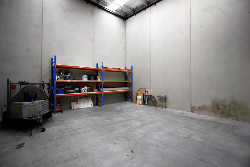 Click to view all images 5/25 Centre Way Croydon South VIC 3136 - Image 3