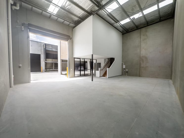 Click to view all images 3/52 Sheehan Road Heidelberg West VIC 3081 - Image 1