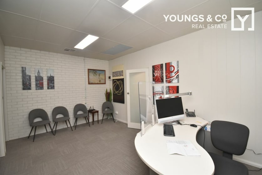 Click to view all images Unit 2/12-14 Fryers St Shepparton VIC 3630 - Image 3