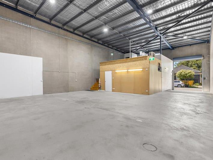 Click to view all images 8 Harris Street Maryville NSW 2293 - Image 2