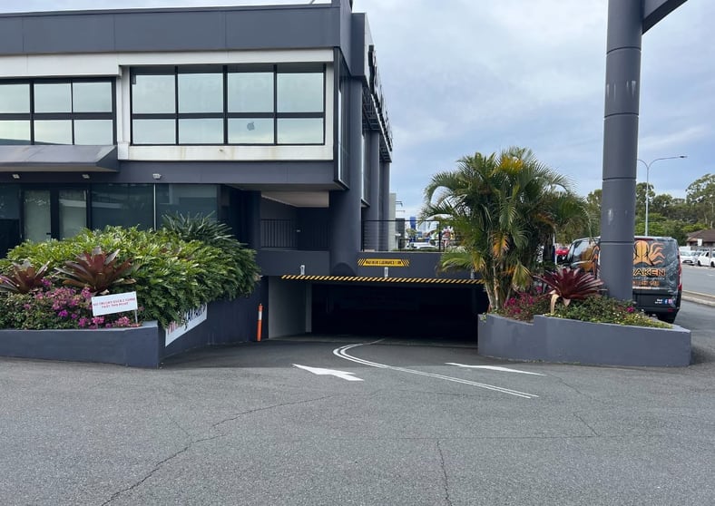 Click to view all images 23A/42 Bundall Road Bundall QLD 4217 - Image 2