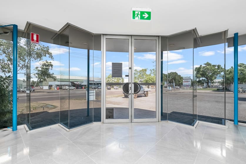 Click to view all images 1/59 Connawarra Road Winnellie NT 0820 - Image 2