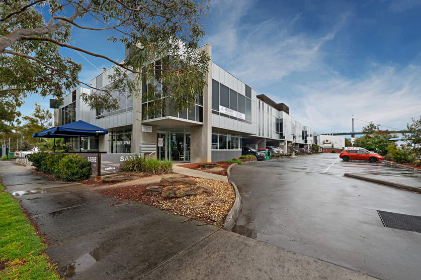 Click to view all images 7 / 42 Sabre Drive Port Melbourne VIC 3207 - Image 3