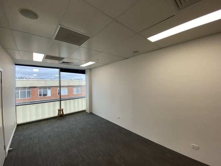 Click to view all images 19A/42-46 Wattle Road Brookvale NSW 2100 - Image 3