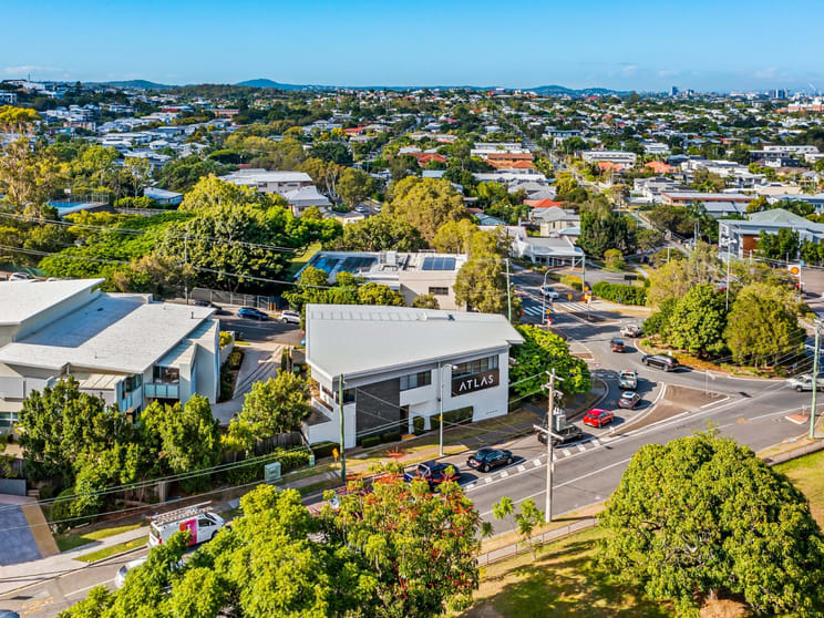 Click to view all images 230 Oxford Street Balmoral QLD 4171 - Image 2