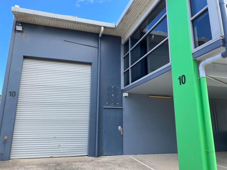 Click to view all images 10/2-8 Focal Avenue Coolum Beach QLD 4573 - Image 2