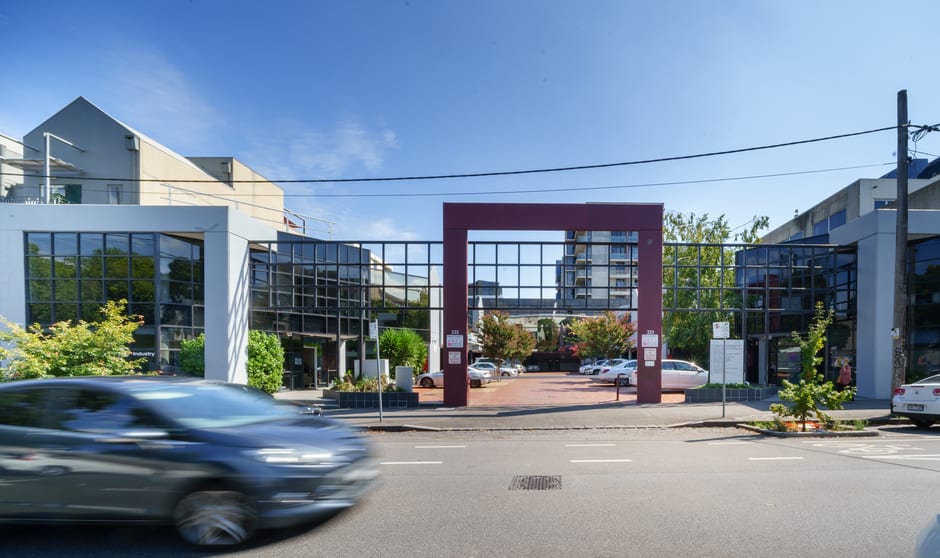 Click to view all images 1/233 Cardigan Street Carlton VIC 3053 - Image 1