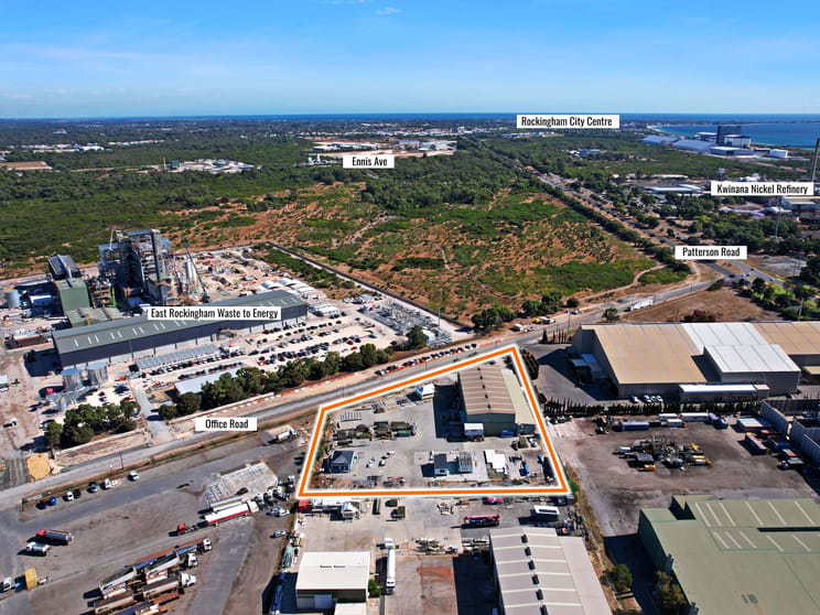 Click to view all images 31 Office Road Kwinana Beach WA 6167 - Image 2