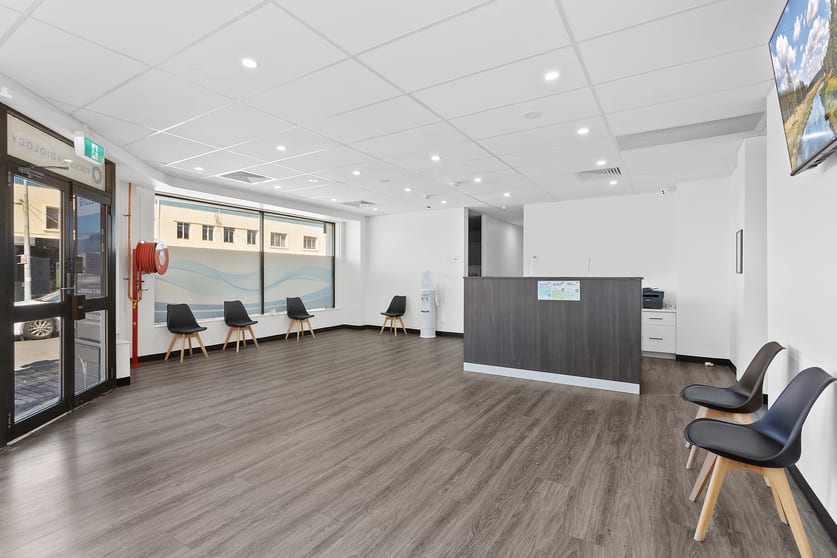 Click to view all images 2/210 Cowper Street Warrawong NSW 2502 - Image 2