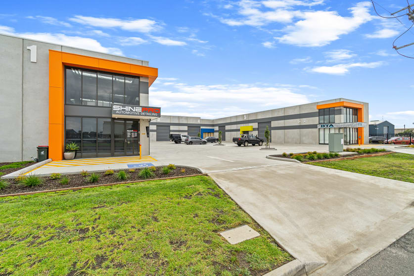 Click to view all images 5/21 Rocla Road Traralgon VIC 3844 - Image 2
