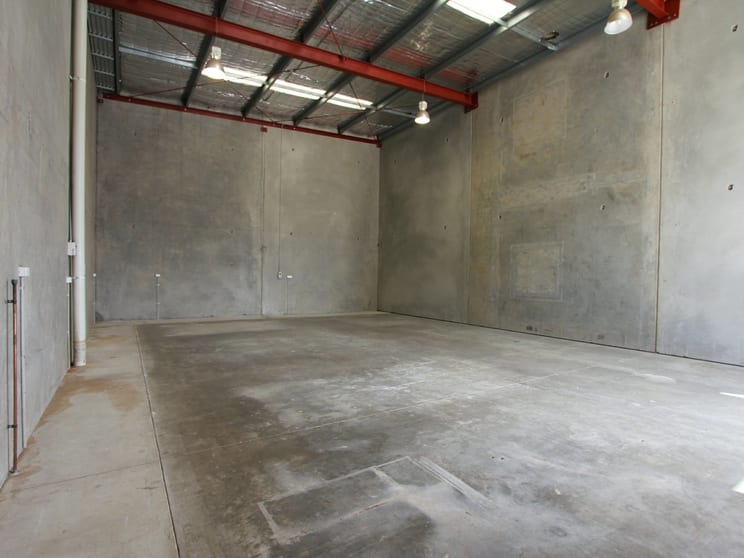 Click to view all images 15 Memorial Avenue Ingleburn NSW 2565 - Image 3