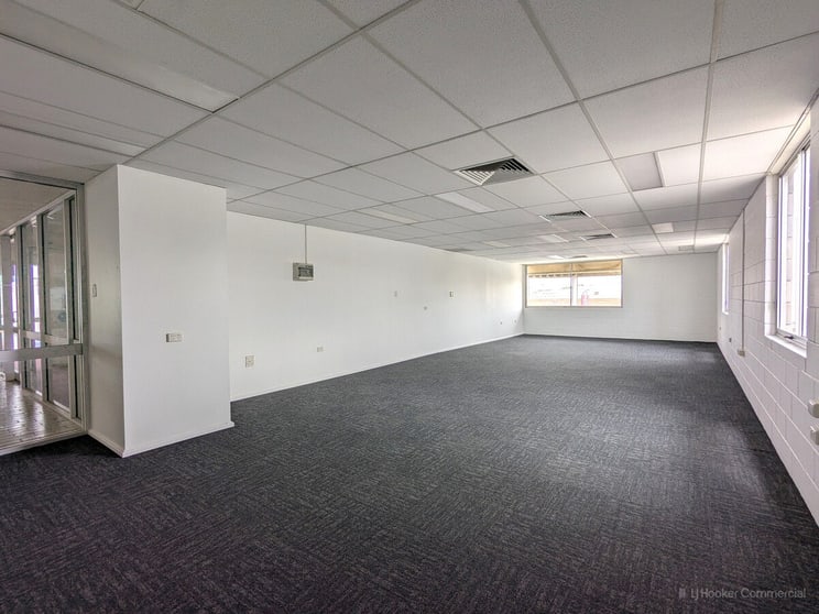 Click to view all images 24 Palmerin Street Warwick QLD 4370 - Image 2