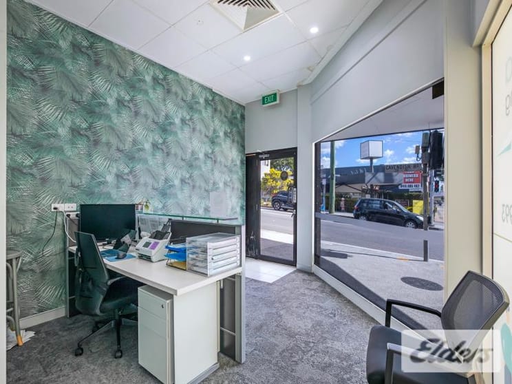 Click to view all images 174 Cavendish Road Coorparoo QLD 4151 - Image 2
