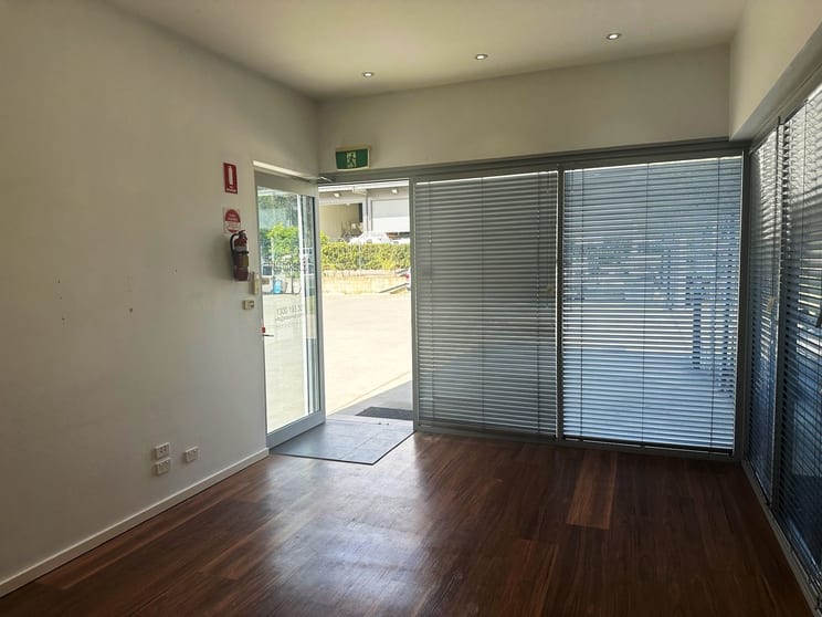 Click to view all images 3/26 Templar Place Bennetts Green NSW 2290 - Image 3
