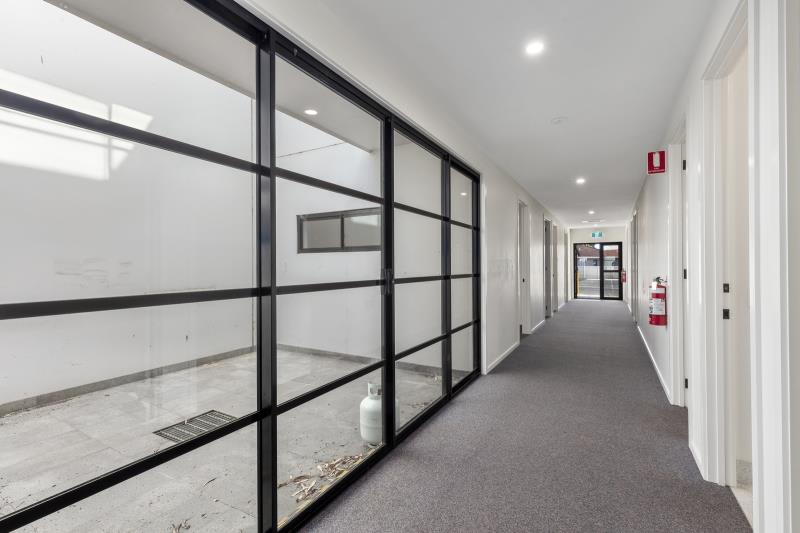 Click to view all images 93 Garden Street East Geelong VIC 3219 - Image 3
