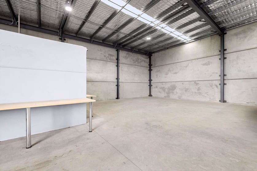 Click to view all images Shed 2/30 Selkirk Drive Wendouree VIC 3355 - Image 3