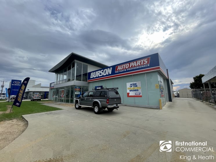 Click to view all images 642 Main Street Bairnsdale VIC 3875 - Image 2