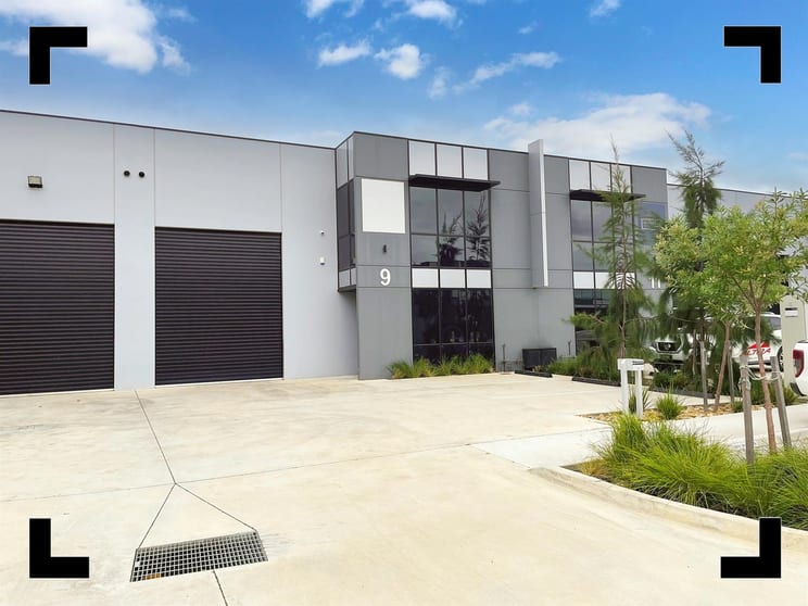 Click to view all images 9 Corporate Boulevard Bayswater VIC 3153 - Image 1