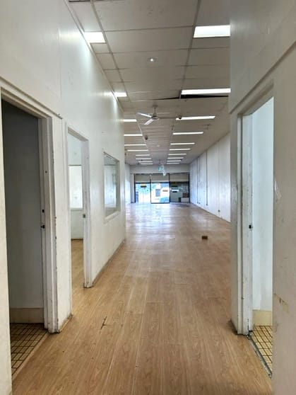 Click to view all images Shop 9/226-240 Queen Street Campbelltown NSW 2560 - Image 2