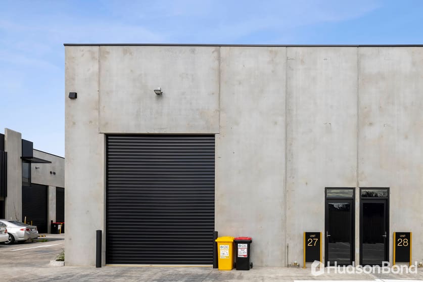 Click to view all images 27/2 Cobham Street Reservoir VIC 3073 - Image 2
