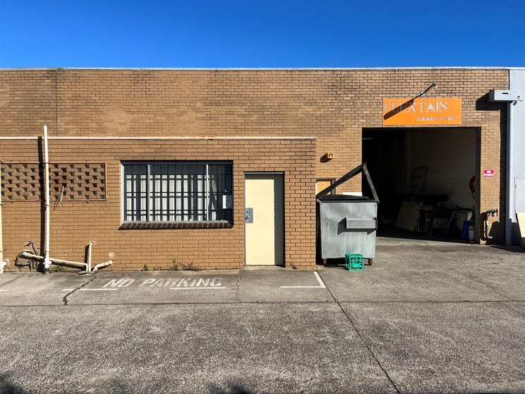Click to view all images 5/100 Canterbury Road Bayswater North VIC 3153 - Image 1