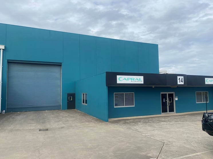Click to view all images 14 Thornycroft Street Campbellfield VIC 3061 - Image 1