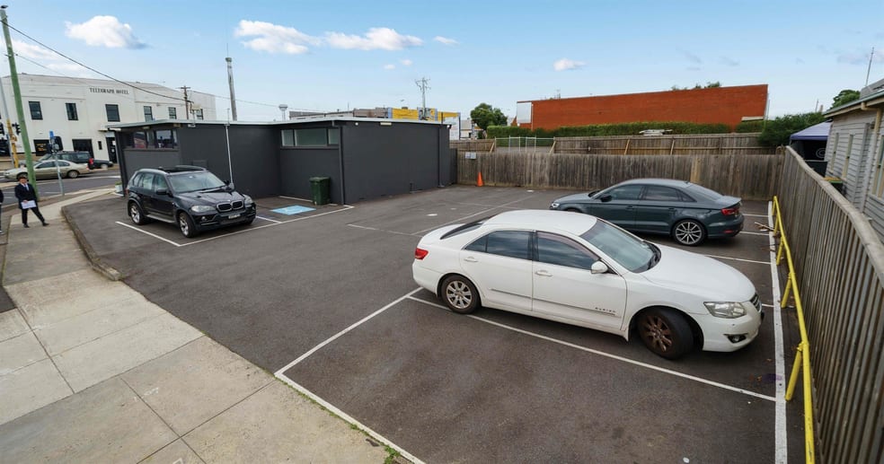 Click to view all images 1 Pakington Street Geelong West VIC 3218 - Image 2