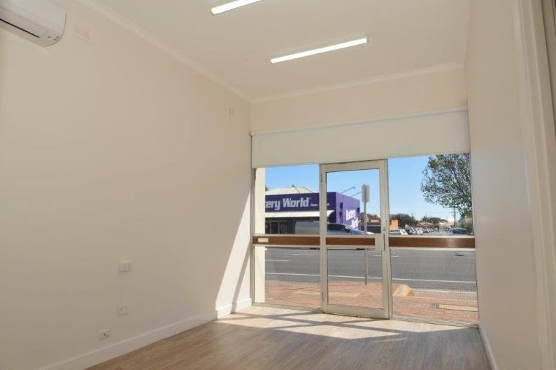 Click to view all images 91 Sir Donald Bradman Dve Hilton SA 5033 - Image 3