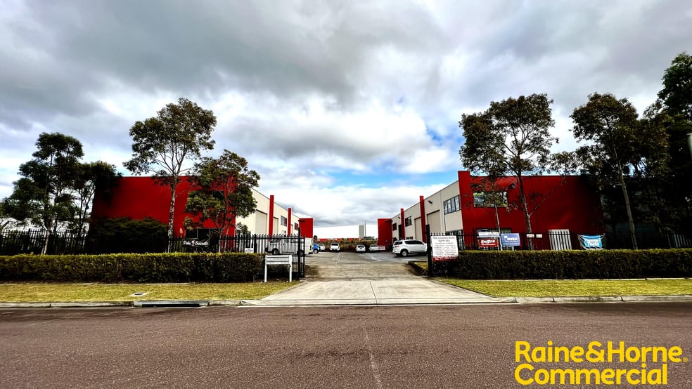 Click to view all images 6/8 Willow Tree Road Wyong NSW 2259 - Image 2