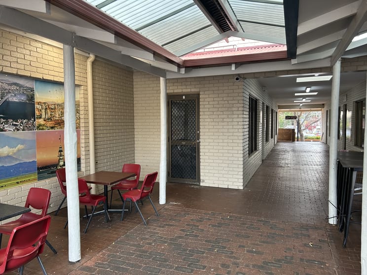 Click to view all images 7/7095 Great Eastern Highway Mundaring WA 6073 - Image 2