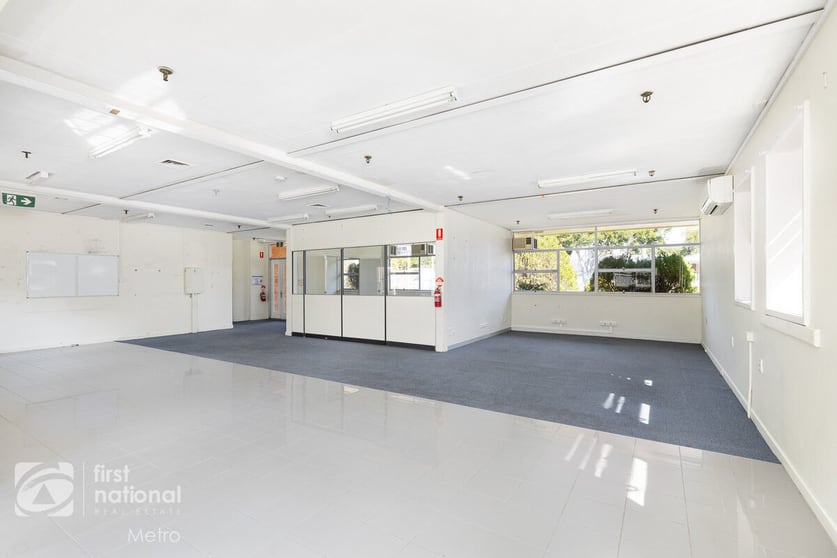 Click to view all images 1.1/167 Hyde Road Yeronga QLD 4104 - Image 3