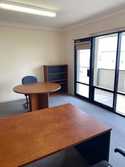 Click to view all images 2/159 Hindmarsh Road Victor Harbor SA 5211 - Image 1